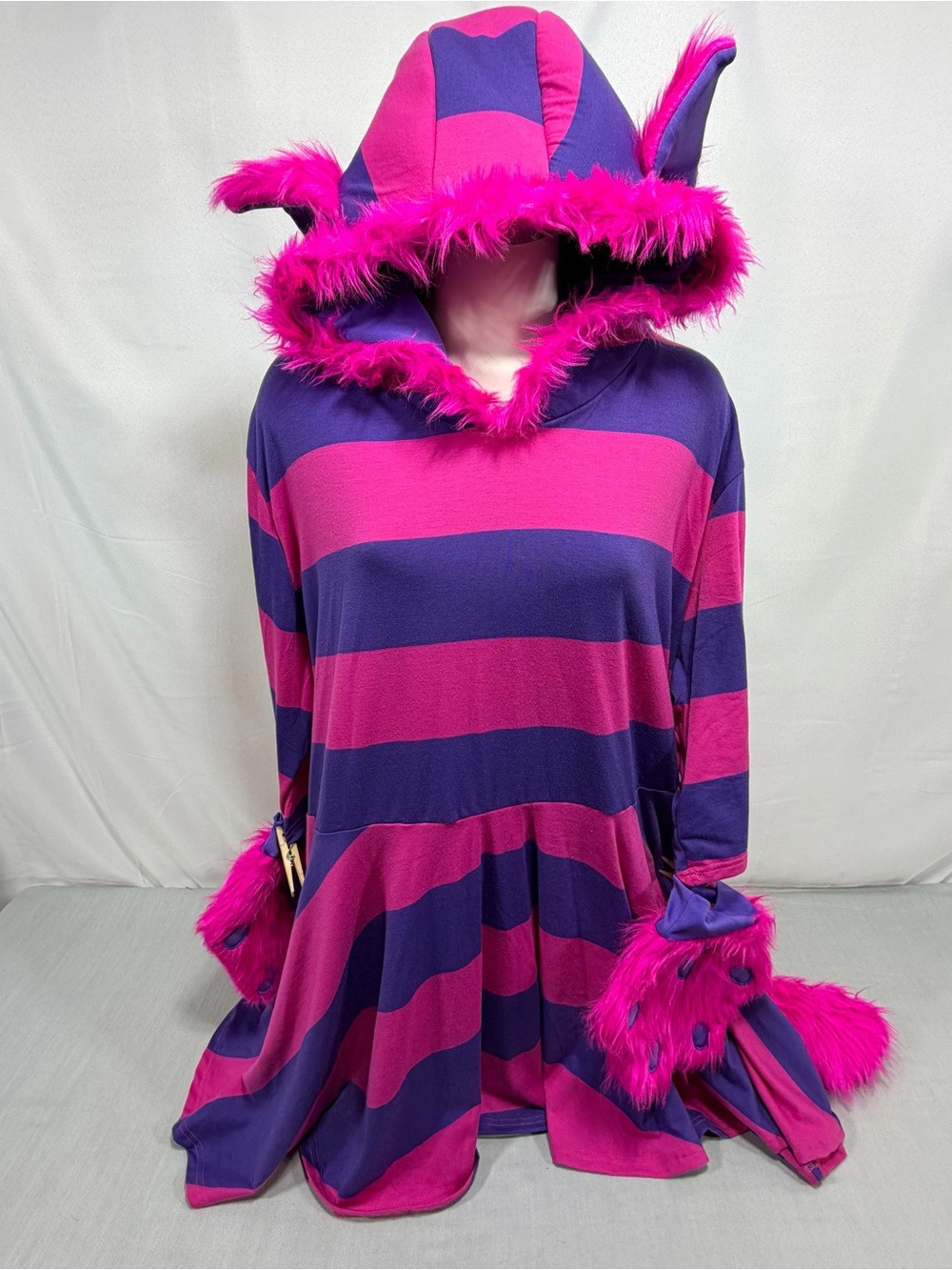 Cheshire Cat Hooded Costume Dress Plus Size 3X Purple pink furry cat paw mittens